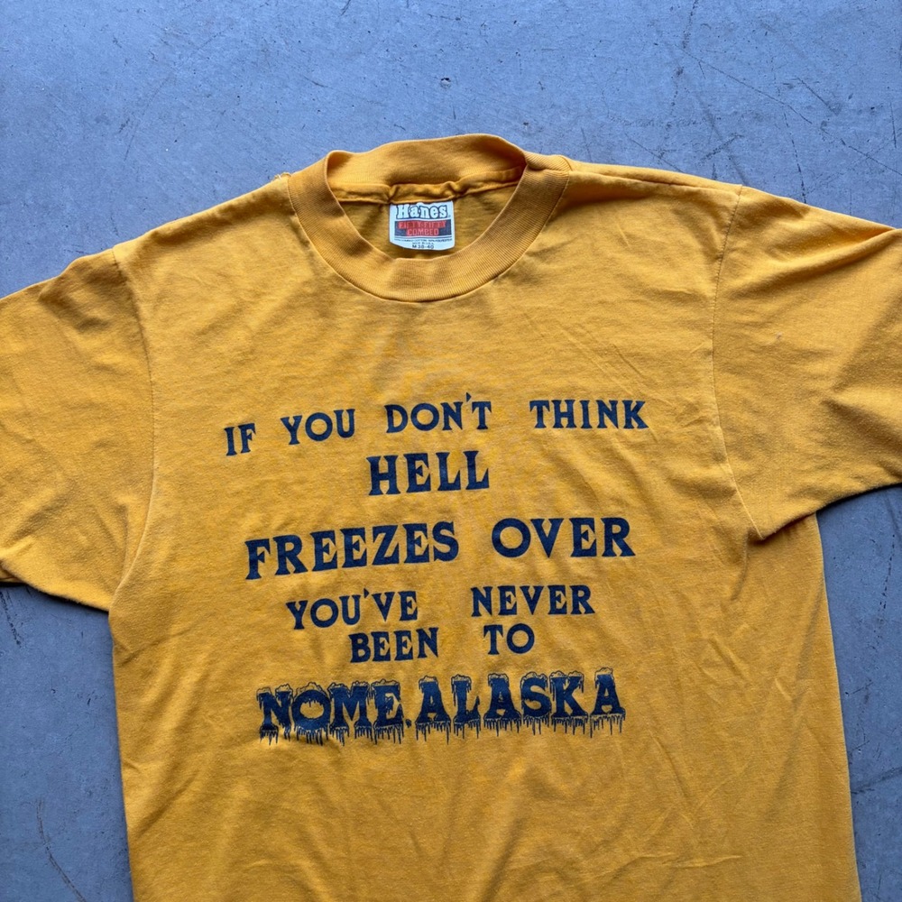 Vintage 70s Hanes Nome Alaska Hell Freezes Over T-Shirt Yellow Single Stitch M